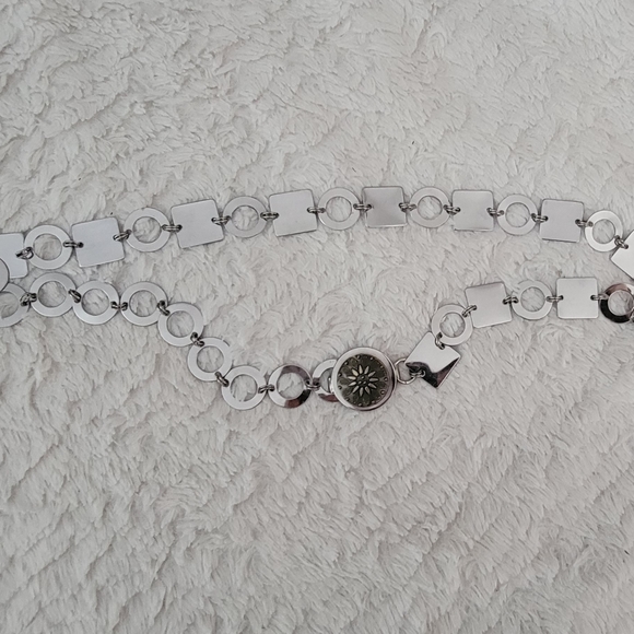 Silver Metal Belt with Squares & Circles - Picture 1 of 6